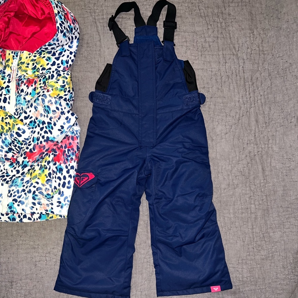 Roxy Multicolor Leopard Print Jacket and Blue Snow Pants Set - Picture 6 of 12